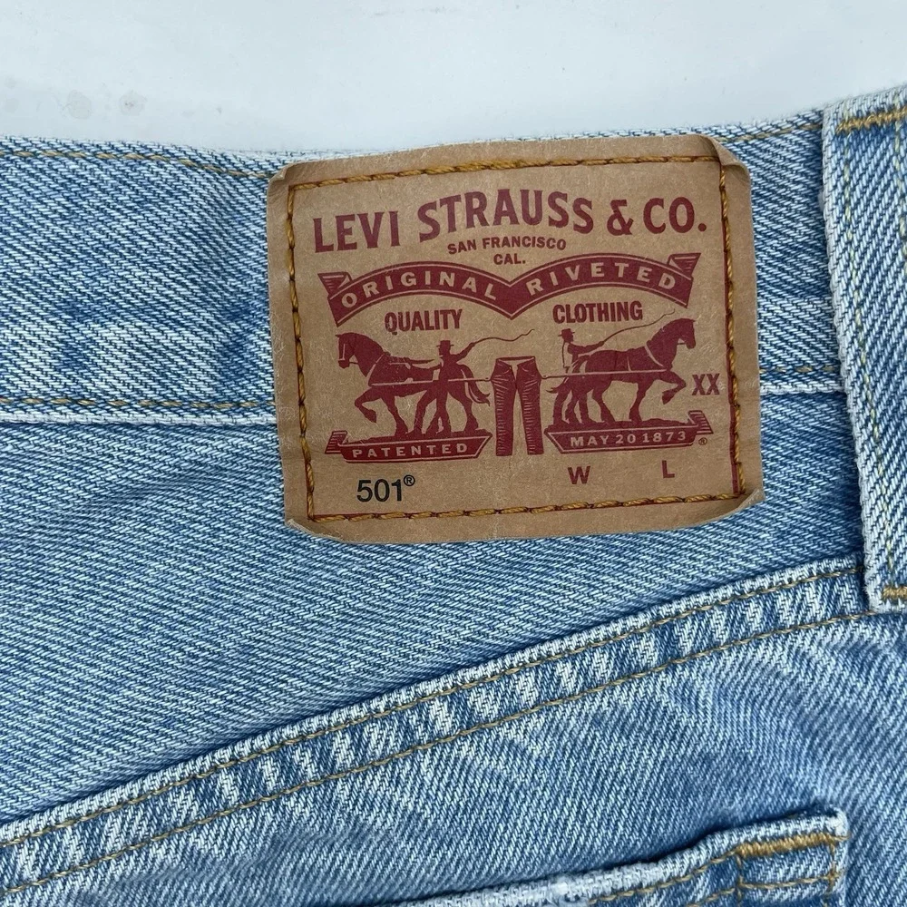 Levi's Women Shorts 24 Light‎ Blue Denim 501 Cut-Off Casual Button Fly